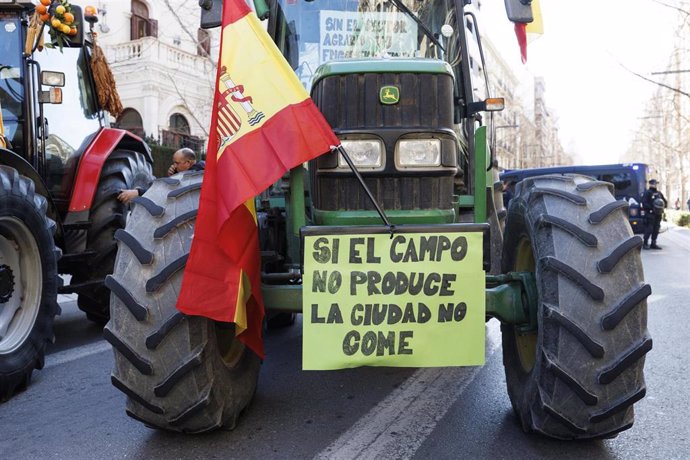 Protestas agrarias en la subdelegación del gobierno de Granada.