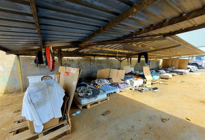 Archivo - Imagen de archivo de un asentamiento chabolista de la provincia de Huelva.