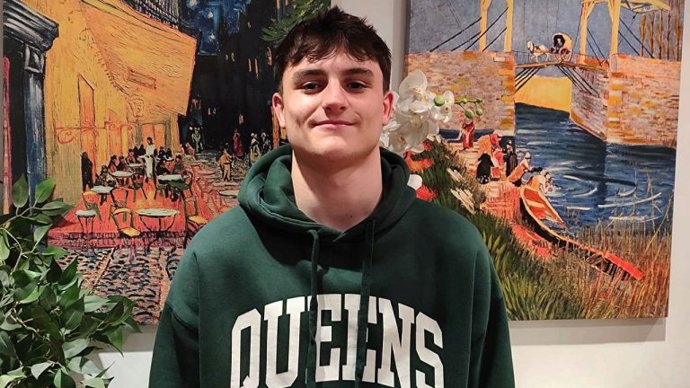 Diego Martínez Sáenz-Torre, del IES Duques de Nájera, ganador de la fase local de la XIX Olimpiada de Biología