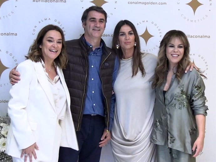 Jesulín y María José Campanario han apoyado a Toñi Moreno en el lanzamiento de su primer sérum