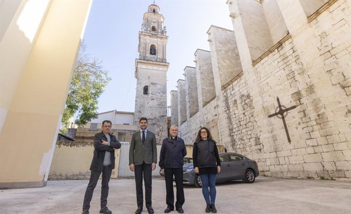 Obras en el campanario de la Colegiata de Gandia