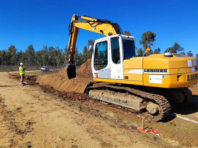 La CGU del Canal de Orellana pone en marcha las obras de mejora de la red de riego