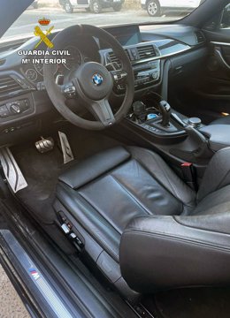 Imagen del interior del turismo interceptado