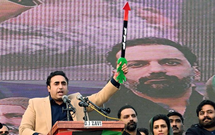 Archivo - January 20, 2024, Kot Addu, Pakistan: Peoples Party (PPP) Chairman, BILAWAL BHUTTO ZARDARI addresses to his supporters during public gathering meeting regarding Election Campaign in .connection of the General Election 2024 coming ahead, held in 