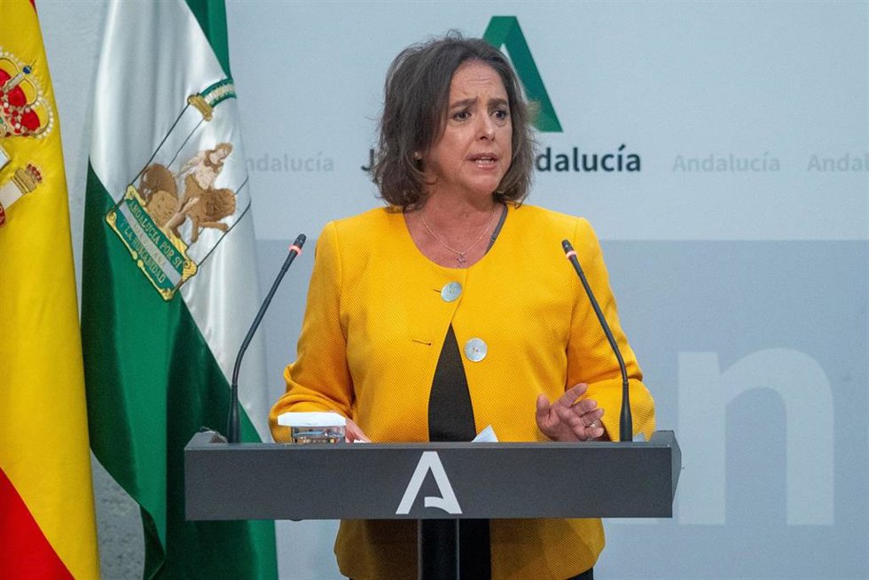 La consejera de Salud y Consumo Catalina García.