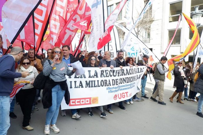 Manifestación de trabajadores del sector financiero en Barcelona.