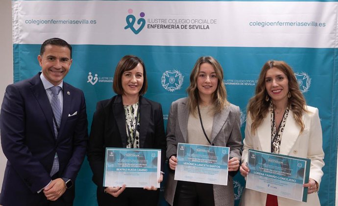 El Colegio de Enfermería reconoce los mejores trabajos de investigación y artículos científicos enfermeros.