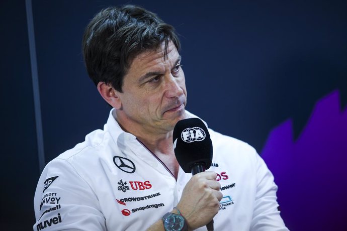 WOLFF Toto (aut), Team Principal & CEO of Mercedes AMG F1 Team, portrait in press conference during the Formula 1 Aramco pre-season testing 2024 of the 2024 FIA Formula One World Championship from February 21 to 23, 2024 on the Bahrain International Circu