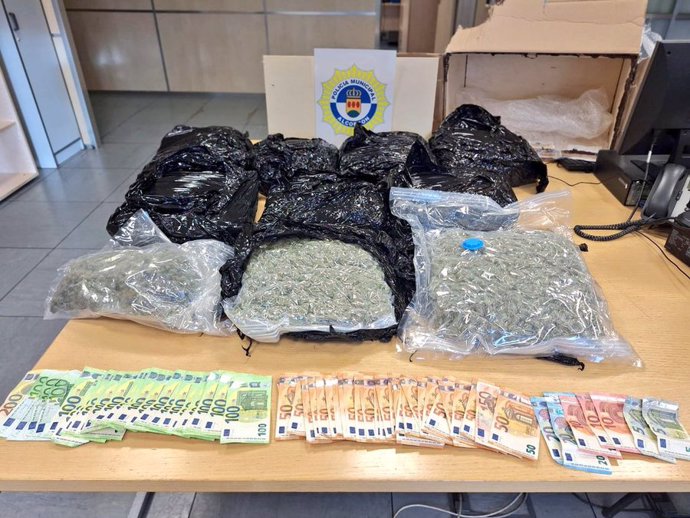 Tres detenidos y 12 kilos de marihuana en una nueva operación antidroga en Alcorcón