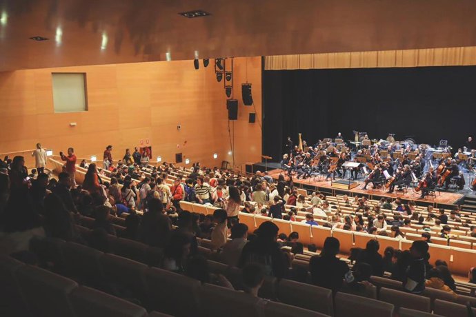 Programa para escolares de la Real Orquesta Sinfónica de Sevilla. Imagen de archivo.