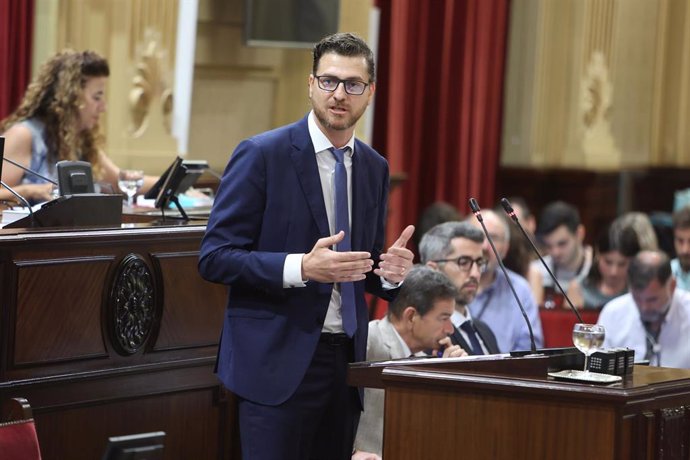 Archivo - El portavoz del PP en el Parlament balear, Sebastià Sagreras.