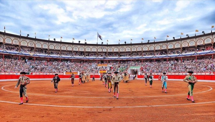 Archivo - Corrida de toros en la Plaza de Toros de Santander