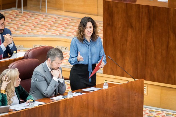 La presidenta de la Comunidad de Madrid, Isabel Díaz Ayuso, 
interviene durante un pleno de la Asamblea de Madrid, a 22 de febrero de 2024
