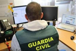 Cuatro detenidos en Valladolid por robos con violencia e intimidación en tiendas de telefonía.