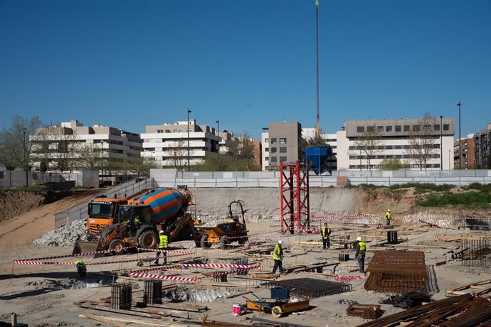 Archivo - Vistas de las obras del Plan Vive, a 28 de marzo de 2023, en Getafe, Madrid (España). Las obras del Plan Vive supondrán la construcción de 864 viviendas repartidas en diez parcelas públicas del municipio para su alquiler asequible.
