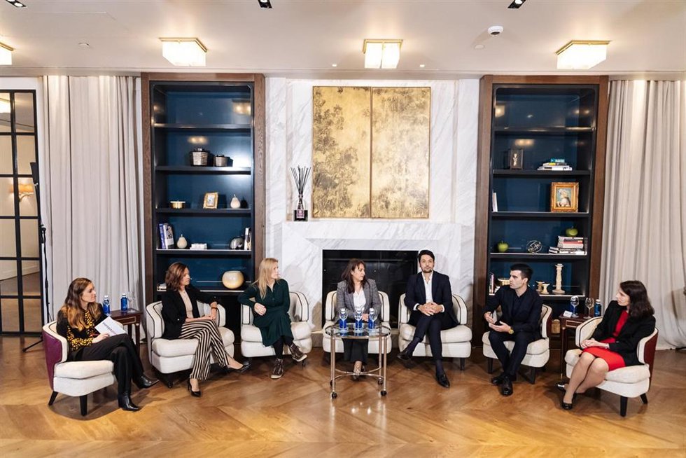 Archivo - Expertos participan en un encuentro de Europa Press Ejecución de Oportunidades bajo el título, "Estrategias de customer experience"