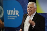 "Los grandes problemas de este siglo tienen mucho que ver con el analfabetismo emocional", asegura Rafael Bisquerra