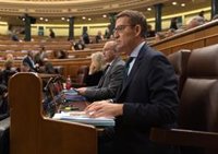 Feijóo, "pendiente" y siguiendo con "mucha preocupación" del incendio de Valencia