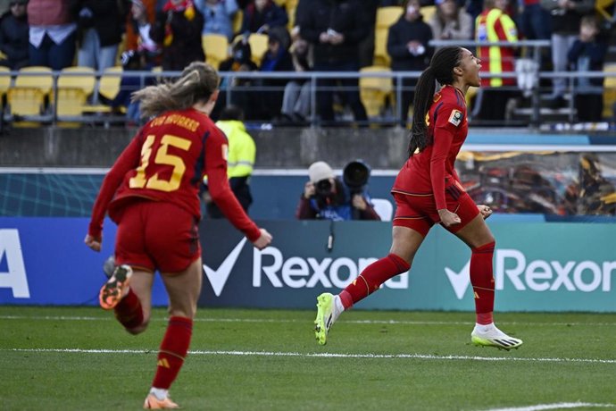 Archivo - Salma Paralluelo celebra su gol en el España-Países Bajos de cuartos de final del Mundial de 2023