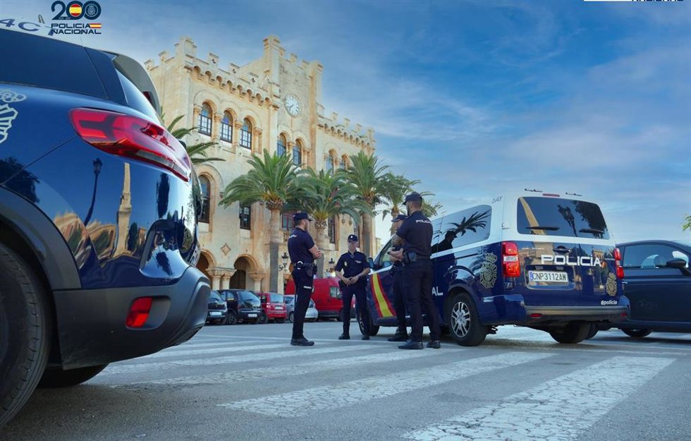 Agentes de la Policía Nacional
