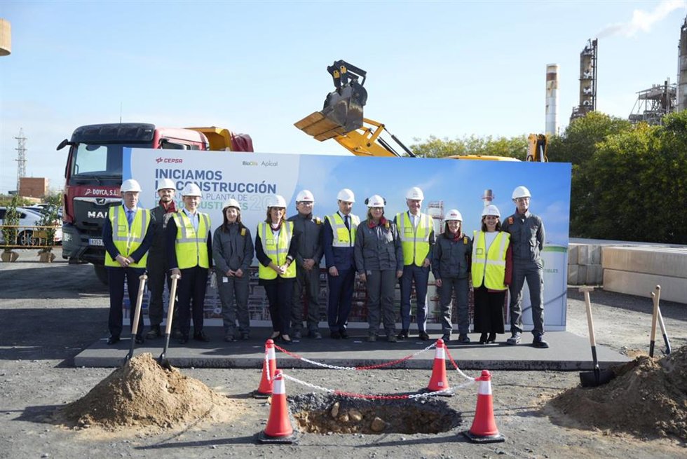 Acto de colocación de la primera priedra de la nueva planta de biocombustibles 2G de Cepsa y Bio-Oils en Palos de la Frontera (Huelva).