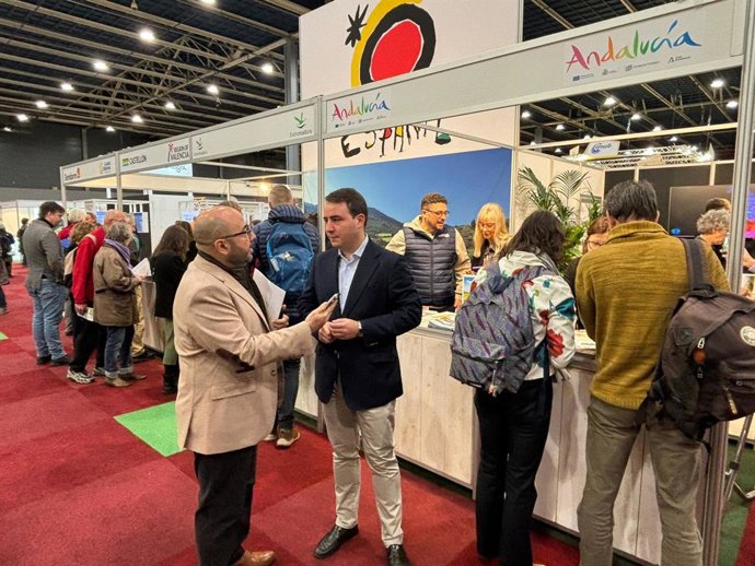 Costa De Almería Conquista La Feria De Turismo Activo Y De Naturaleza Más Importante De Europa