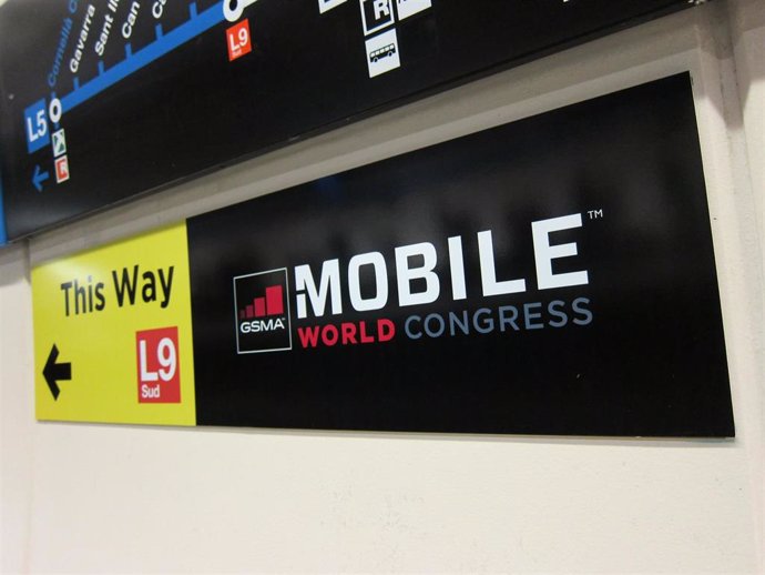 Archivo - L9 Sud del Metro de Barcelona y Mobile World Congress (MWC)