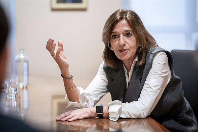 La presidenta de UNESPA, Mirenchu del Valle Schaan, durante una entrevista para Europa Press, a 2 de febrero de 2024, en Madrid (España).  