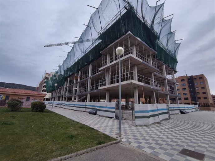 Construcción de viviendas en Cuenca.