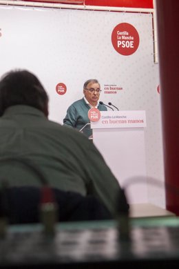 El diputado del Grupo Socialista en las Cortes regionales Fernando Mora