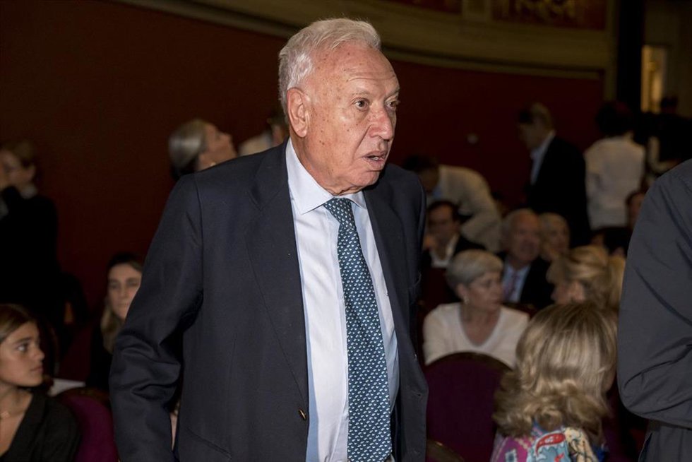 Archivo - El eurodiputado del PP José Manuel García-Margallo asiste a la presentación del libro 'Nos quieren muertos' de Javier Moro, en el Ateneo, a 2 de octubre de 2023, en Madrid (España). El libro narra la historia del  líder opositor al gobierno ve