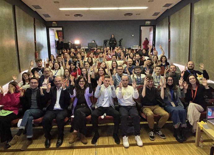 Un centenar de jóvenes de toda España se reune en Madrid en el V Congreso de la Juventud Sorda de la CNSE