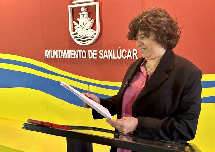 Archivo - Carmen Álvarez, alcaldesa de Sanlúcar de Barrameda (Cádiz).