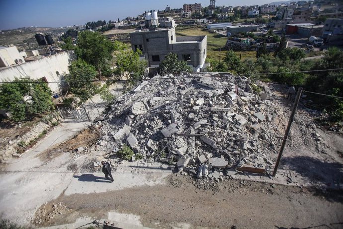 Archivo - May 3, 2023, Salfit, West bank, Palestine: A general view of the ruins of the house of Palestinian militant, Younes Hailan , that was demolished by Israeli troops in the West Bank village of Hajja. Israeli forces demolish the house of a Palestin