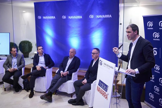 Javier García, presidente del PPN, durante la jornada celebrada en Tudela.