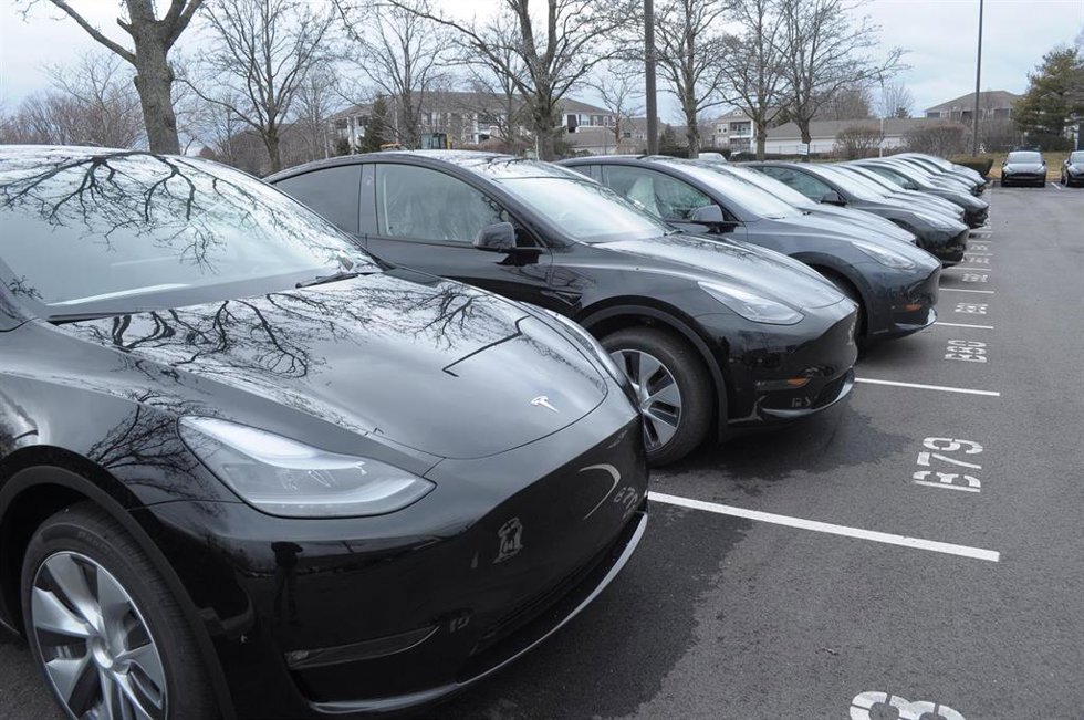 Archivo - Coches Tesla