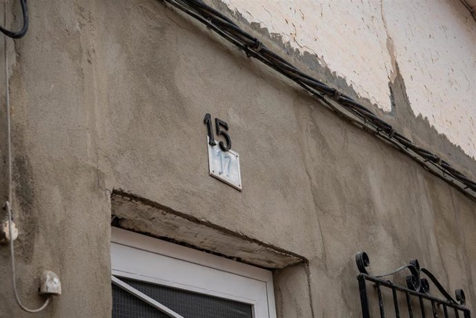 Archivo - Número de calle impar en la calle Murcia, a 28 de mayo de 2023, en Pozo Cañada, Albacete, Castilla-La Mancha (España). Hoy, 28M, se celebran elecciones municipales en un total de 8.131 ayuntamientos y elecciones autonómicas en 12 comunidades a