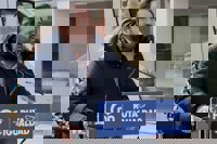 Núñez (PP C-LM) responde a Page tras su aviso sobre la amnistía: "De nada vale hablar si no se va a actuar"