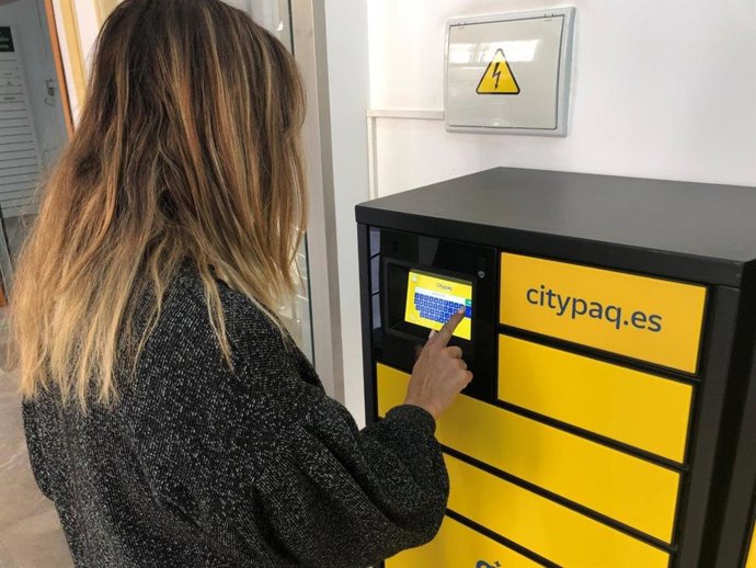 Archivo - Oficina de Correos en Málaga.