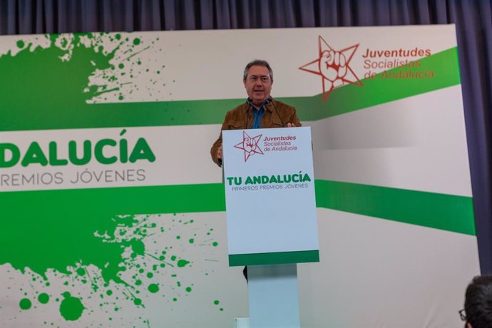 El secretario general del PSOE-A, Juan Espadas, durante la entrega de los I Premios Jóvenes Andalucía.