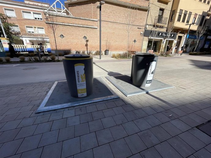 Contenedores en Monzón