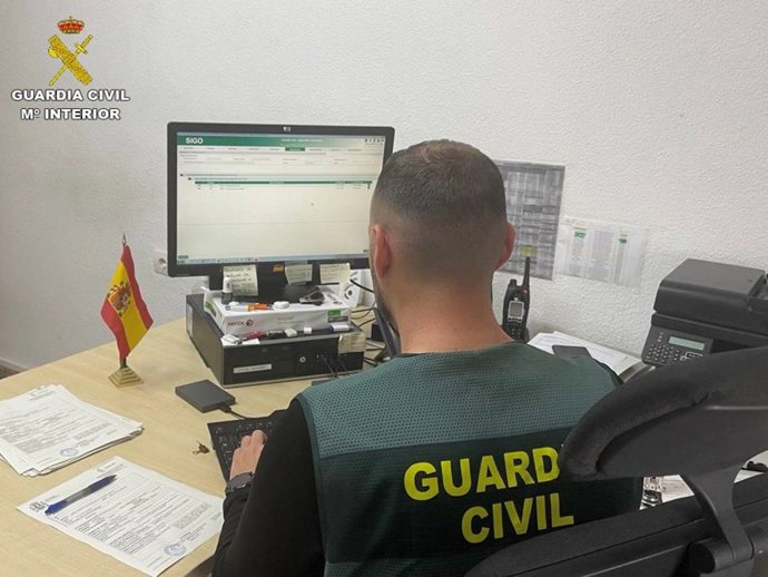 Archivo - Agente de la Guardia Civil