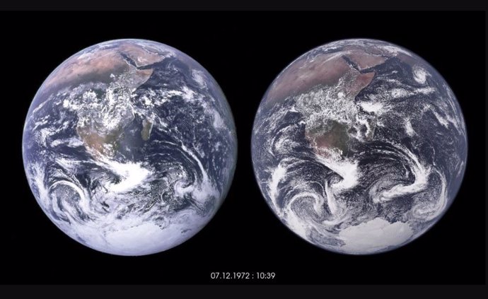 El globo de la izquierda muestra la famosa fotografía de la Tierra “Blue Marble”, tomada en 1972. El globo de la derecha muestra una visualización de datos de una simulación con una cuadrícula de un kilómetro para la atmósfera, la tierra y el océano.