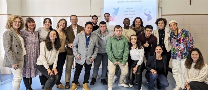 El proyecto +Talento, desarrollado por Pinardi, promueve el aprendizaje impulsando la participación de jóvenes en situación de vulnerabilidad en programas de autoliderazgo y sesiones de mentoring.