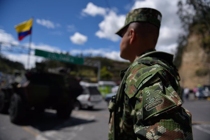 Archivo - January 13, 2024, Ipiales, Cundinamarca, Colombia: Colombia's national army heavily guards the border Rumichaca bridge with Ecuador amid Ecuador's internal armed conflict as narco violence spreads across the country, January 13, 2024, in Ipiales