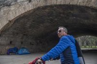 Los españoles en riesgo de pobreza o exclusión social se elevan en España hasta el 26,5%, según el INE