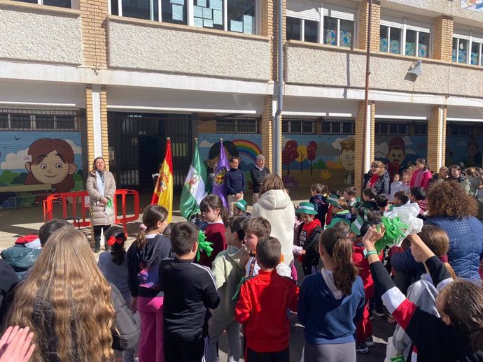 Celebración del Día de Andalucía en el colegio Antonio Prieto.