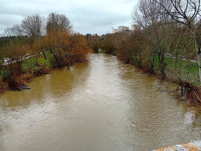 Río Arga en Pamplona.
