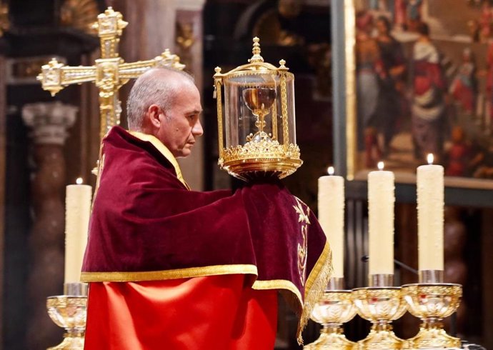 Archivo - Imagen de archiv de la Fiesta anual del Santo Cáliz, en la Catedral de Valncia