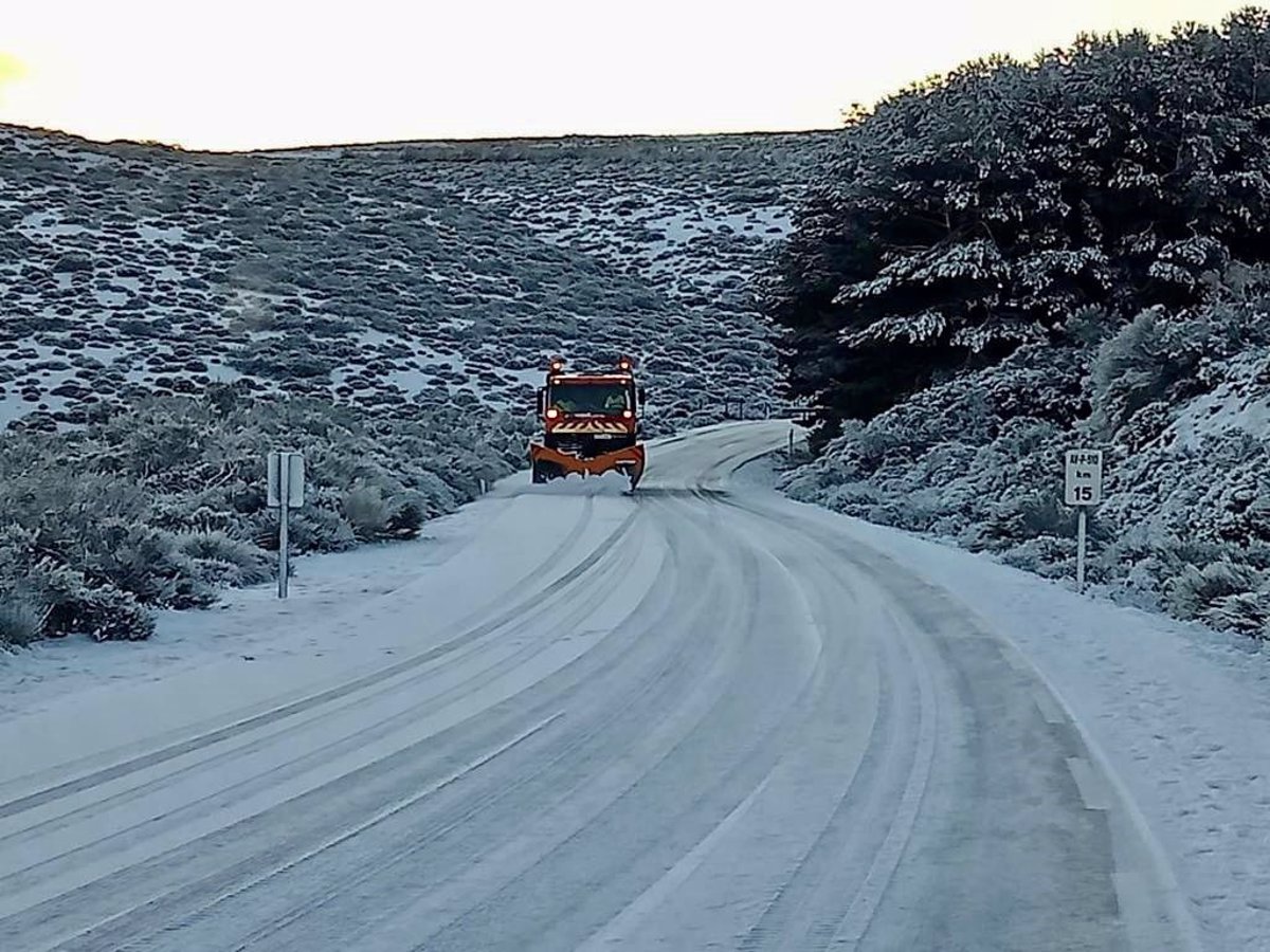 Un total de 63 carreteras españolas, afectadas por la nieve